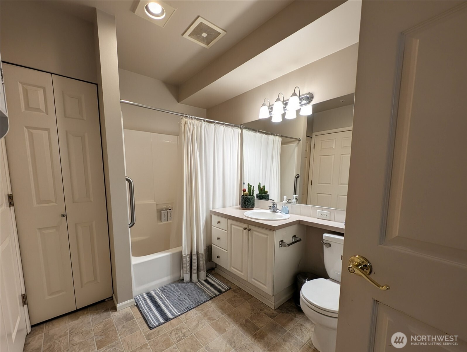 102 State Street S 209W