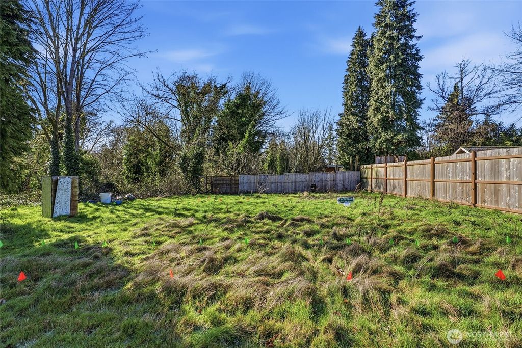 Photo of 328 E 40th Street, Tacoma, WA 98404 (MLS # 2499061)