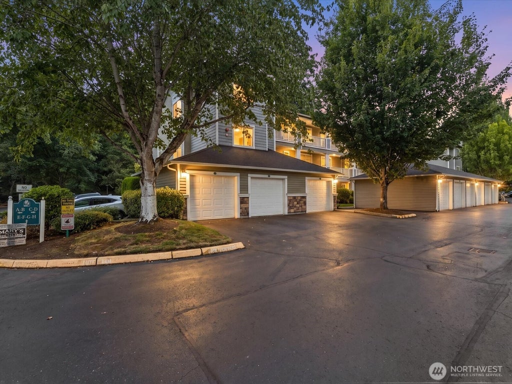 Photo of 12712 Admiralty Way #C301, Everett, WA 98204 (MLS # 2593547)