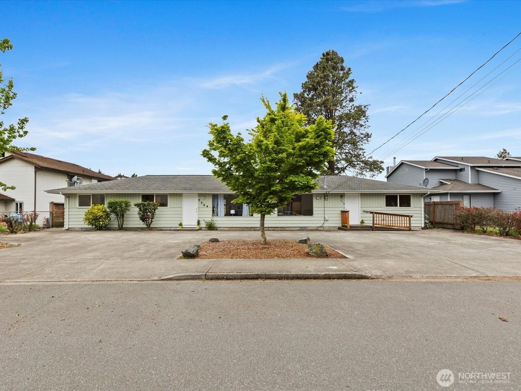 Photo of 735 F Street NE, Auburn, WA 98002 (MLS # 2378510)