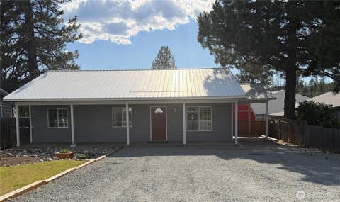 Photo of 615 S Washington Avenue, Newport, WA 99156 (MLS # 2556782)