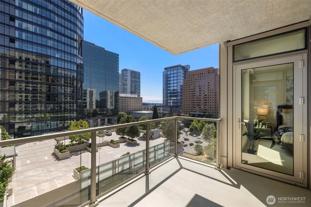 Photo of 10610 NE 9th Place #1220, Bellevue, WA 98004 (MLS # 2395469)