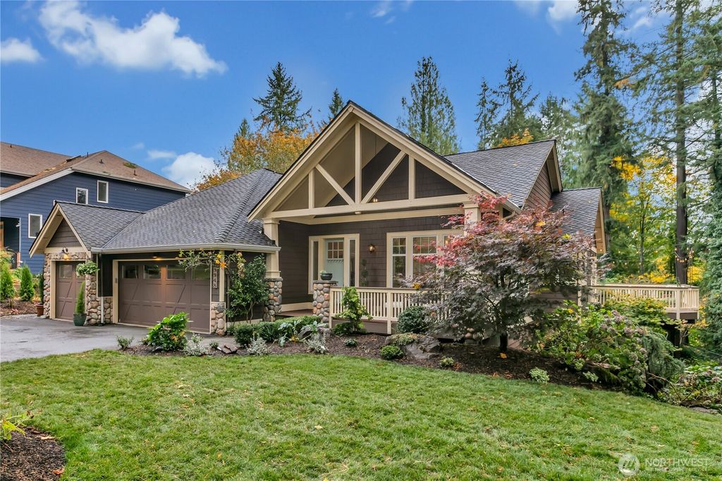 Photo of 9948 184th Avenue NE, Redmond, WA 98052 (MLS # 2465879)