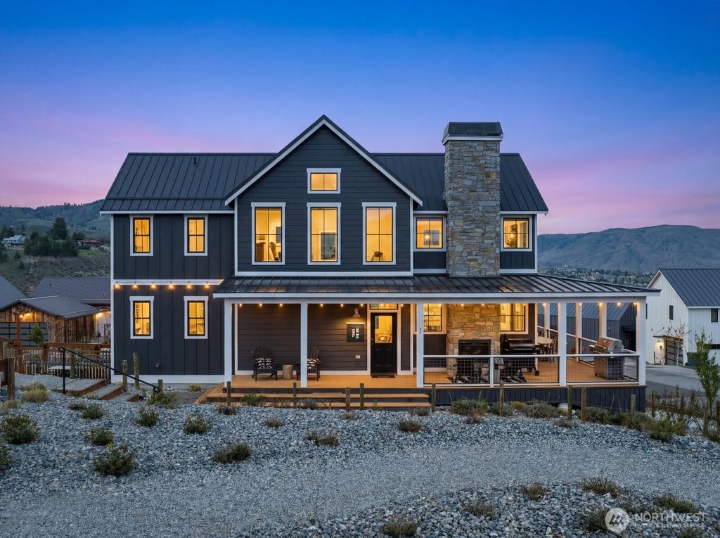 Photo of 298 Bobcat Lane, Chelan, WA 98816 (MLS # 2501209)