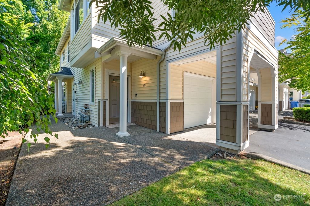 Photo of 1855 Trossachs Boulevard SE #2303, Sammamish, WA 98075 (MLS # 2137377)