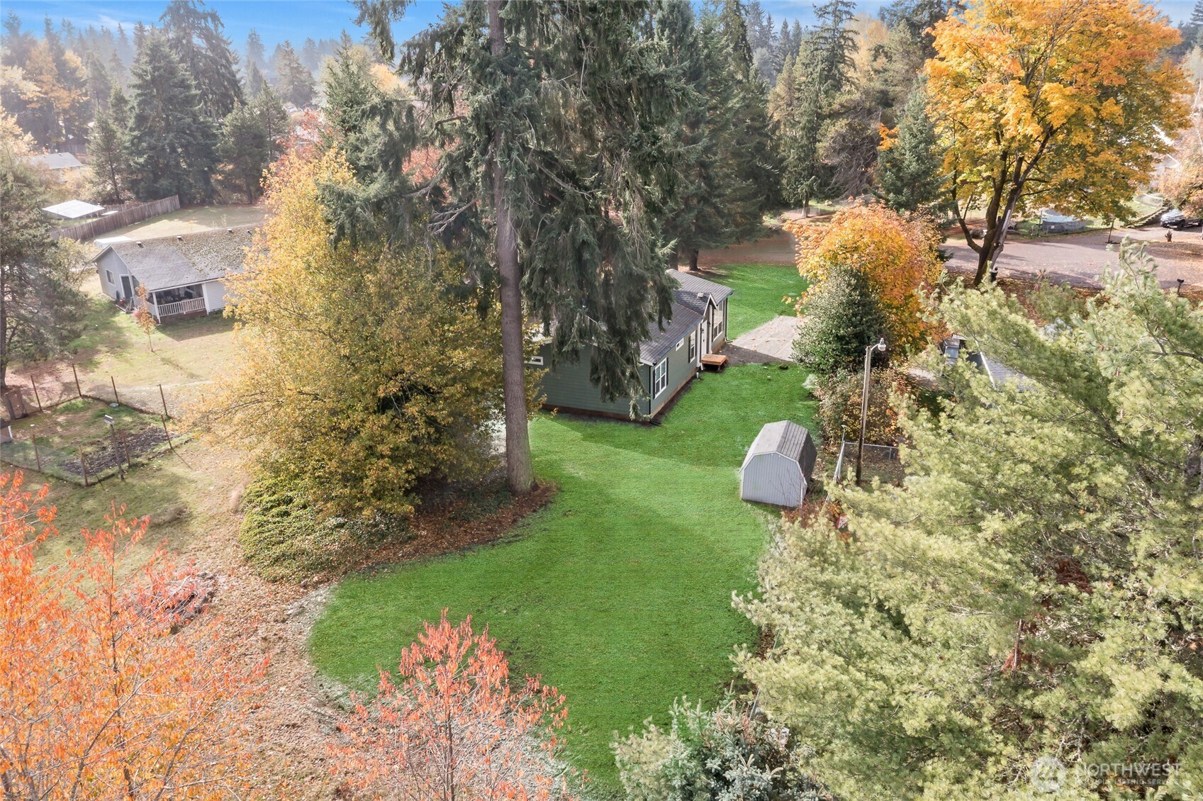 8918 Mulberry Court SE