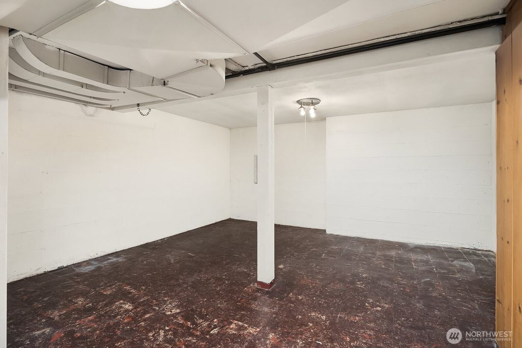 listing image 9365953798026768512