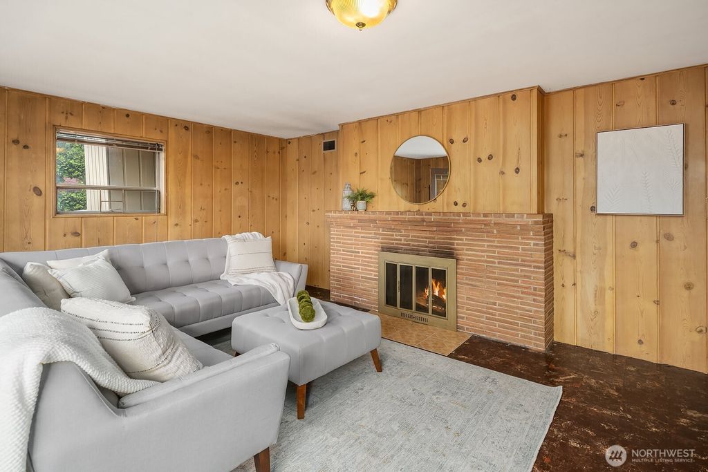 listing image 9364006095721555261