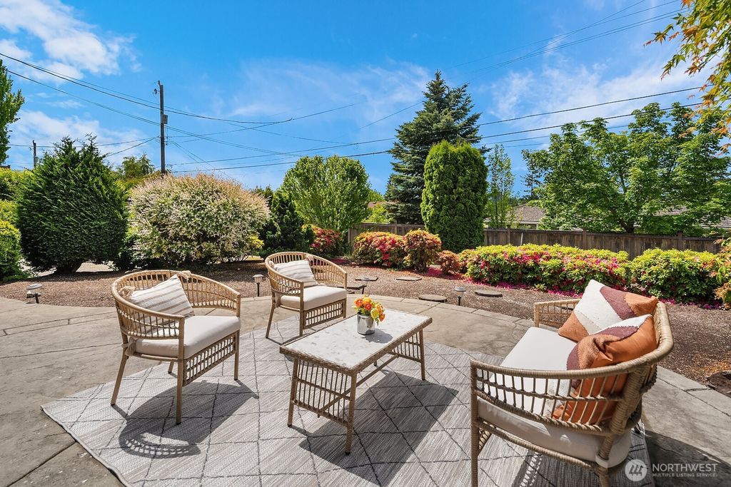 listing image 9367220955324325906