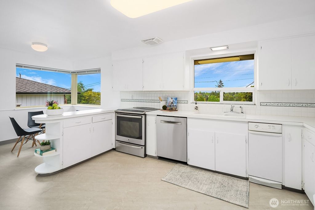 listing image 9366445027067243712