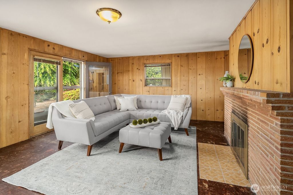 listing image 9364582966699108798