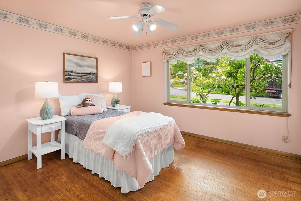 listing image 9363992764653628100