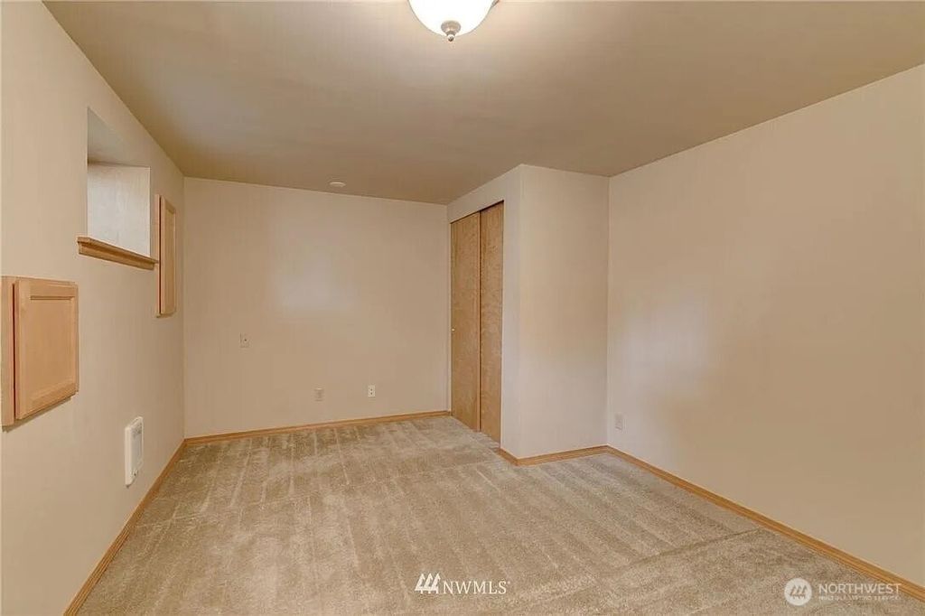 Photo of 20417 26th Avenue W, Lynnwood, WA 98036 (MLS # 2501083)