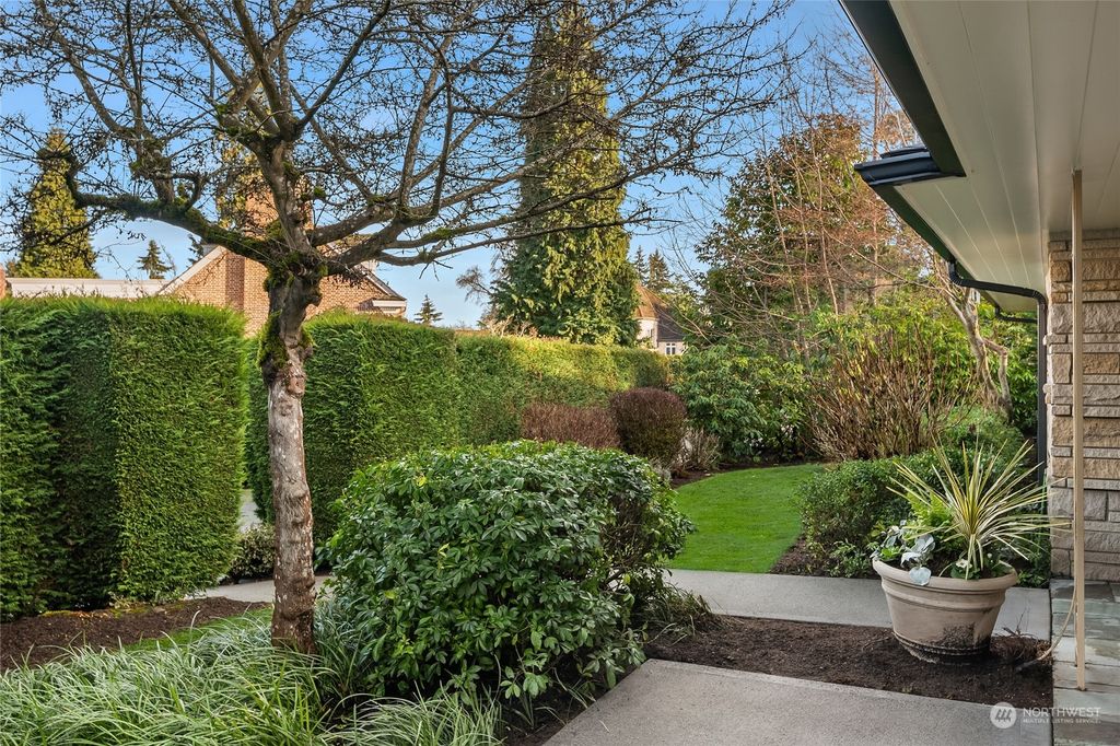Photo of 1927 Blenheim Drive E, Seattle, WA 98112 (MLS # 2321563)