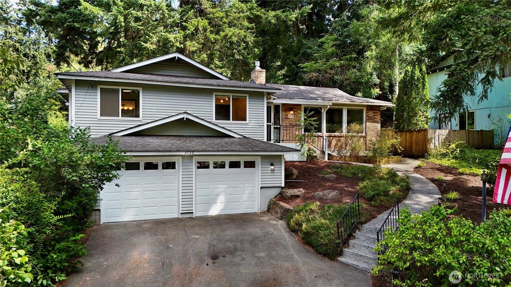 Photo of 3730 NE 194th Street, Lake Forest Park, WA 98155 (MLS # 2558293)