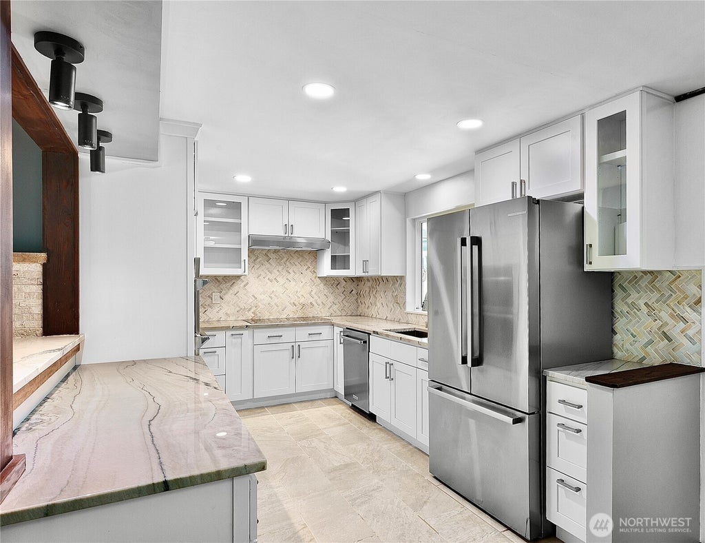 Photo of 3730 NE 194th Street, Lake Forest Park, WA 98155 (MLS # 2558293)