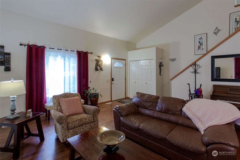 Photo of 504 Harvest Road, Bothell, WA 98012 (MLS # 2325972)
