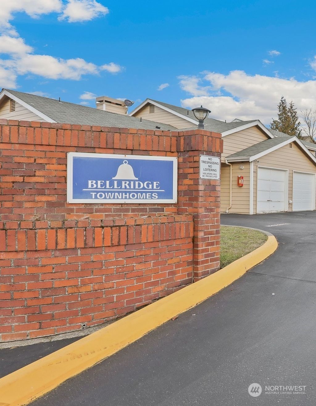 Photo of 1415 S 308th Lane, Federal Way, WA 98003 (MLS # 2030757)