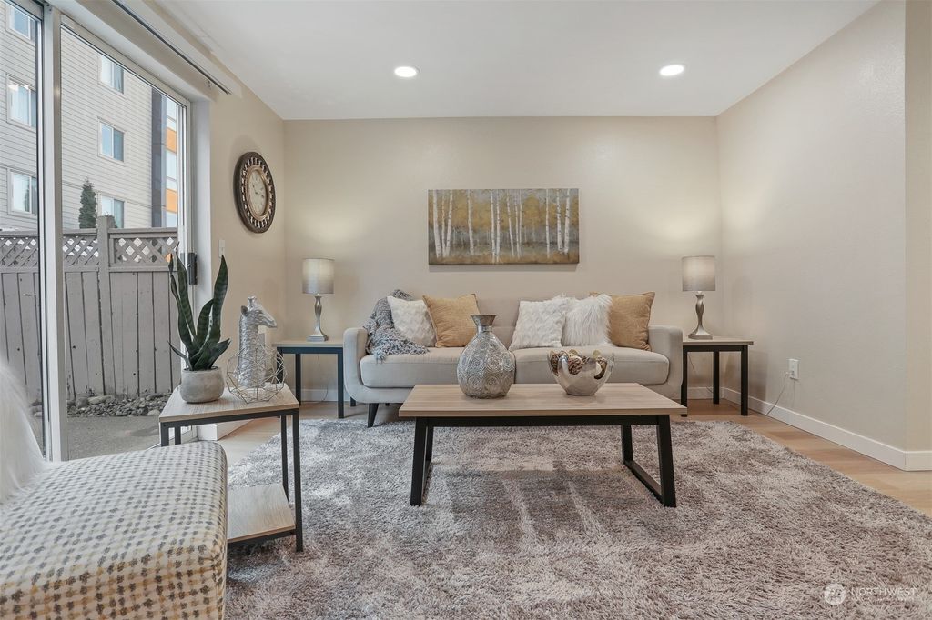 Photo of 1415 S 308th Lane, Federal Way, WA 98003 (MLS # 2030757)