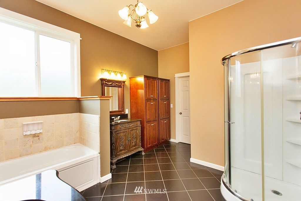 listing image 9363332281942357044