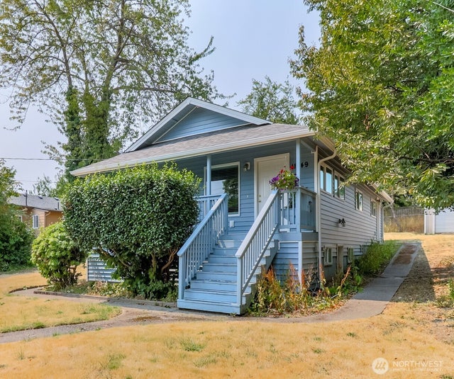 11049 18th Avenue SW, Seattle
