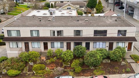 Photo of 1612 33rd Street #104, Everett, WA 98201 (MLS # 2500488)