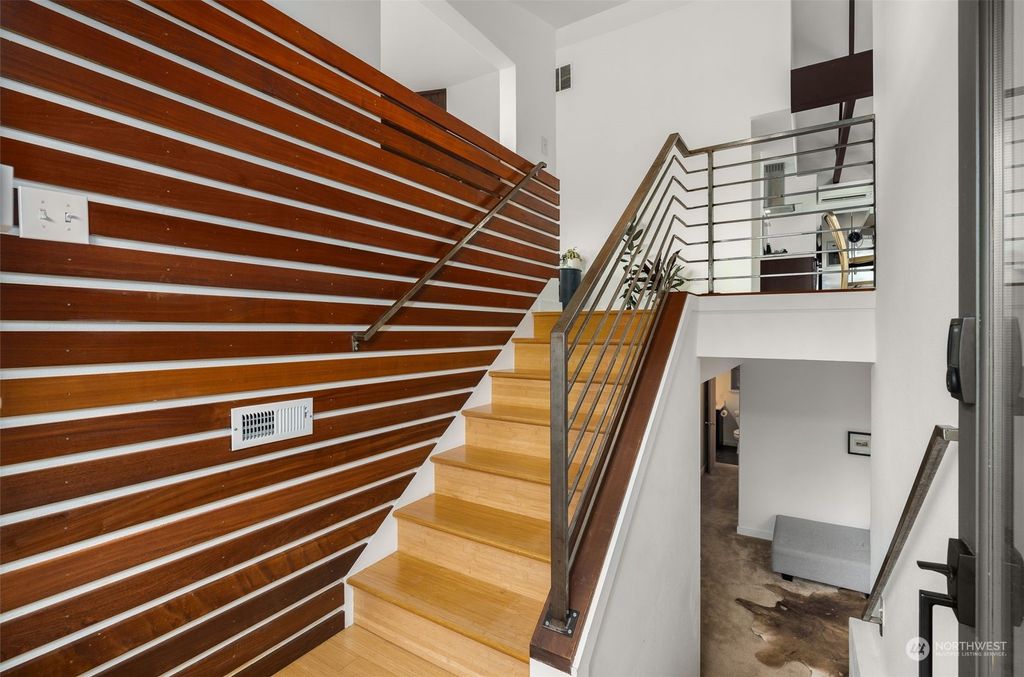 Photo of 4122 SW Southern Street, Seattle, WA 98136 (MLS # 2233942)