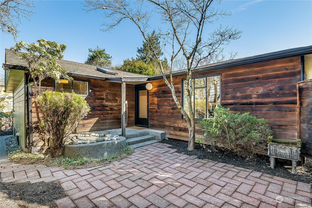 Photo of 1230 NE 96th Street, Seattle, WA 98115 (MLS # 2213166)