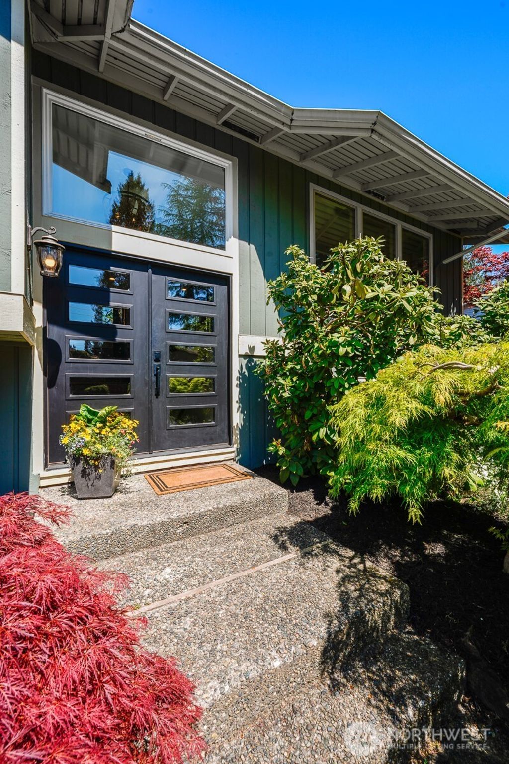 Photo of 8910 NE 195th Street NE, Bothell, WA 98011 (MLS # 2513970)