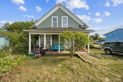 818 Wyoming Street Raymond WA 98577