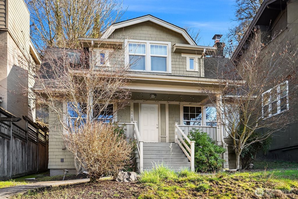 Photo of 1606 Lakeview Boulevard E, Seattle, WA 98102 (MLS # 2523560)