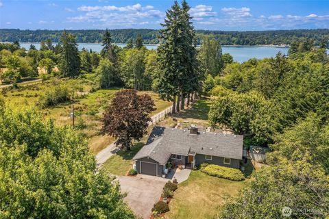 16305 Crescent Drive SW Vashon WA 98070