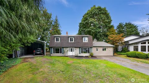 Photo of 605 N Forest Court, Lynden, WA 98264 (MLS # 2439603)