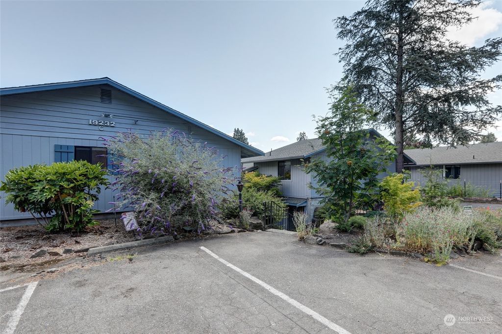 Photo of 19232 15th Avenue NE #C1, Shoreline, WA 98155 (MLS # 2175755)