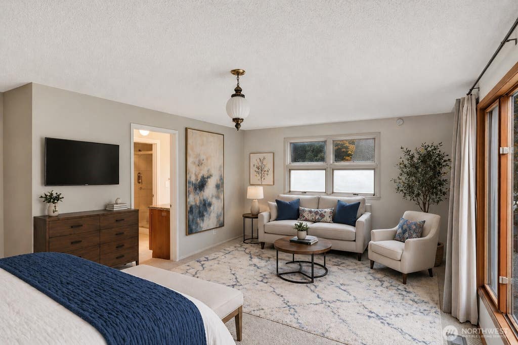 Photo of 25413 SE Mirrormont Drive, Issaquah, WA 98027 (MLS # 2563728)