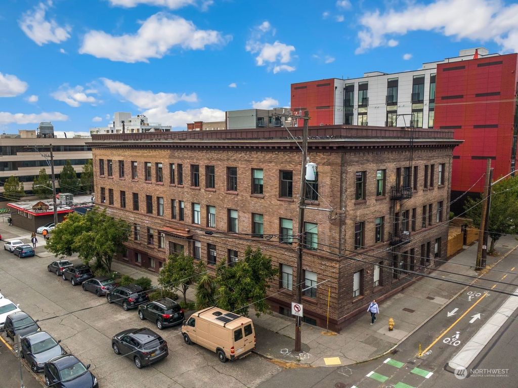 Photo of 22 John Street #37, Seattle, WA 98109 (MLS # 2159686)