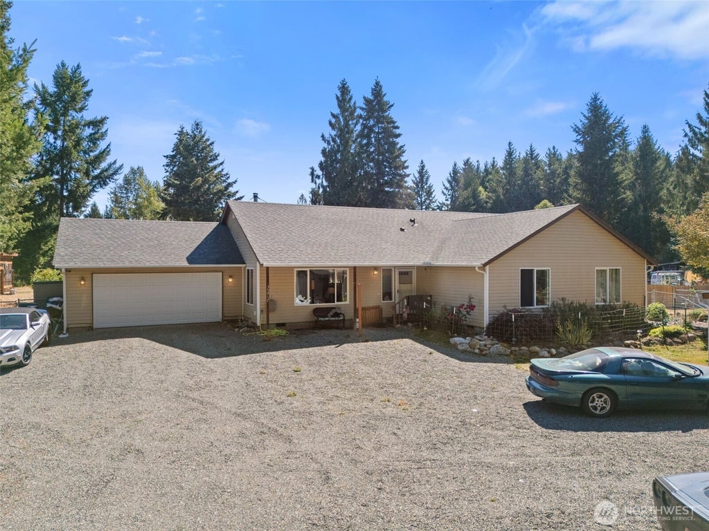 Photo of 35917 16th Avenue Ct S, Roy, WA 98580 (MLS # 2590968)