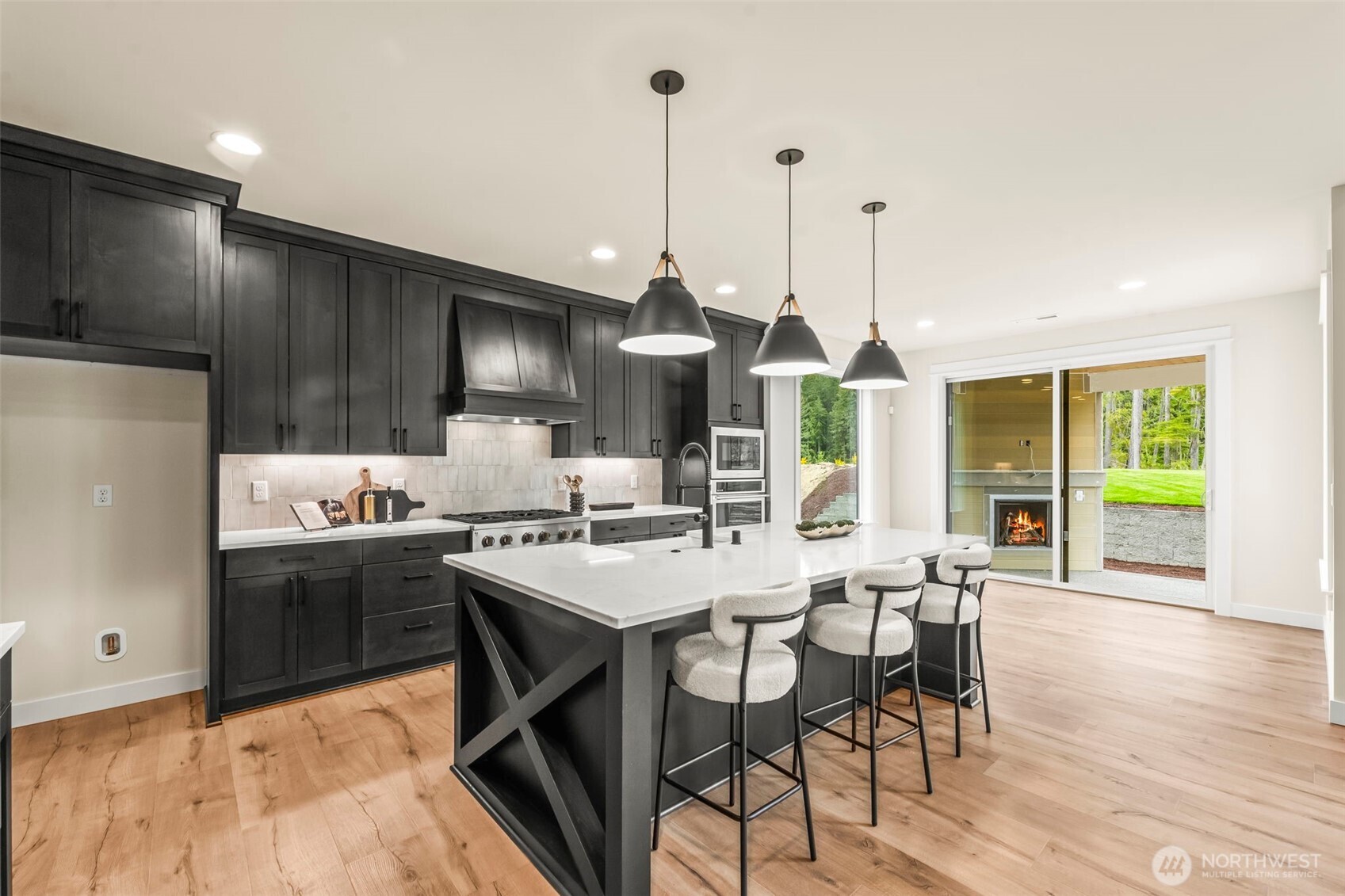 15217 210th Avenue E 990