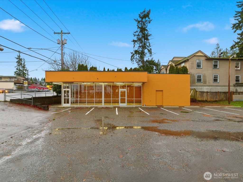 Photo of 5802 Evergreen Way, Everett, WA 98203 (MLS # 2460667)