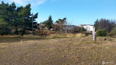 Photo of 31911 I Street, Ocean Park, WA 98640 (MLS # 2341814)