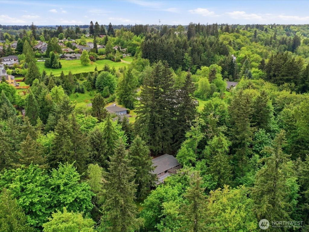 Photo of 14738 SE 244th Street, Kent, WA 98042 (MLS # 2508618)