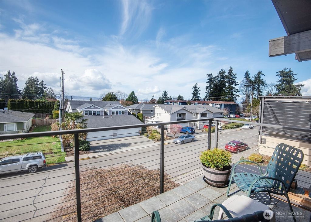 Photo of 519 4th Avenue S #D, Edmonds, WA 98020 (MLS # 2340987)