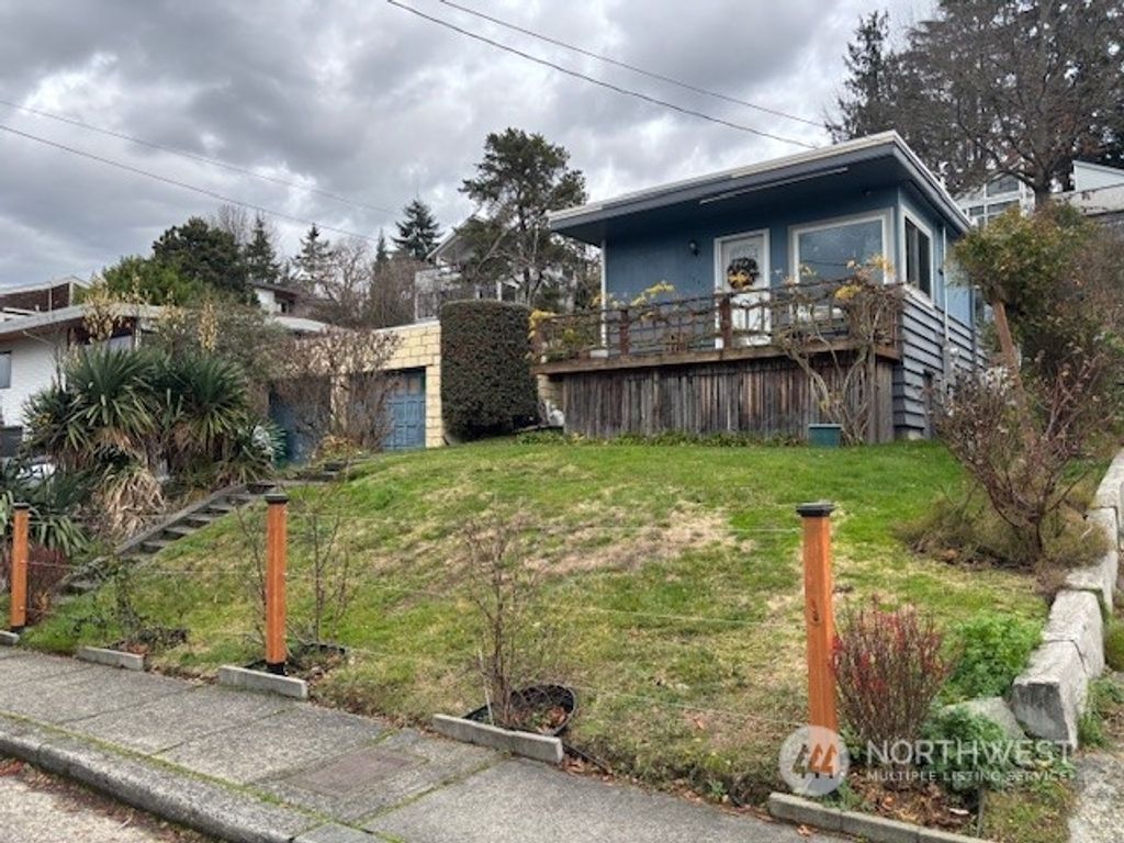 Photo of 2562 13th Avenue W, Seattle, WA 98119 (MLS # 2319496)