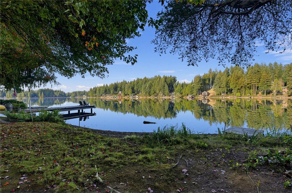 Photo of 200 E Phillips Lake Loop Road, Shelton, WA 98584 (MLS # 2599484)