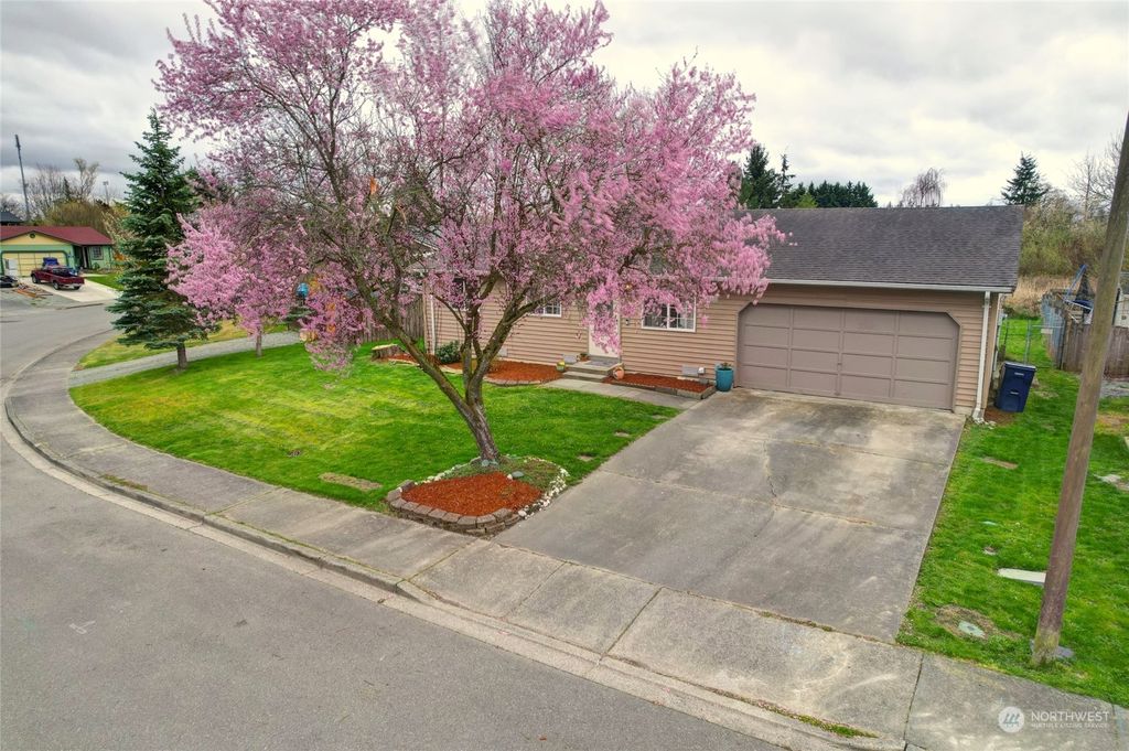 Photo of 7728 275th Street NW, Stanwood, WA 98292 (MLS # 2051904)