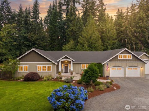 Photo of 7010 126th Avenue NE, Lake Stevens, WA 98258 (MLS # 2569761)