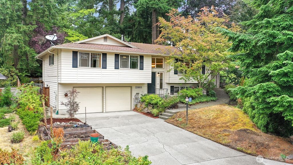 Photo of 21811 1st Avenue W, Bothell, WA 98021 (MLS # 2417574)