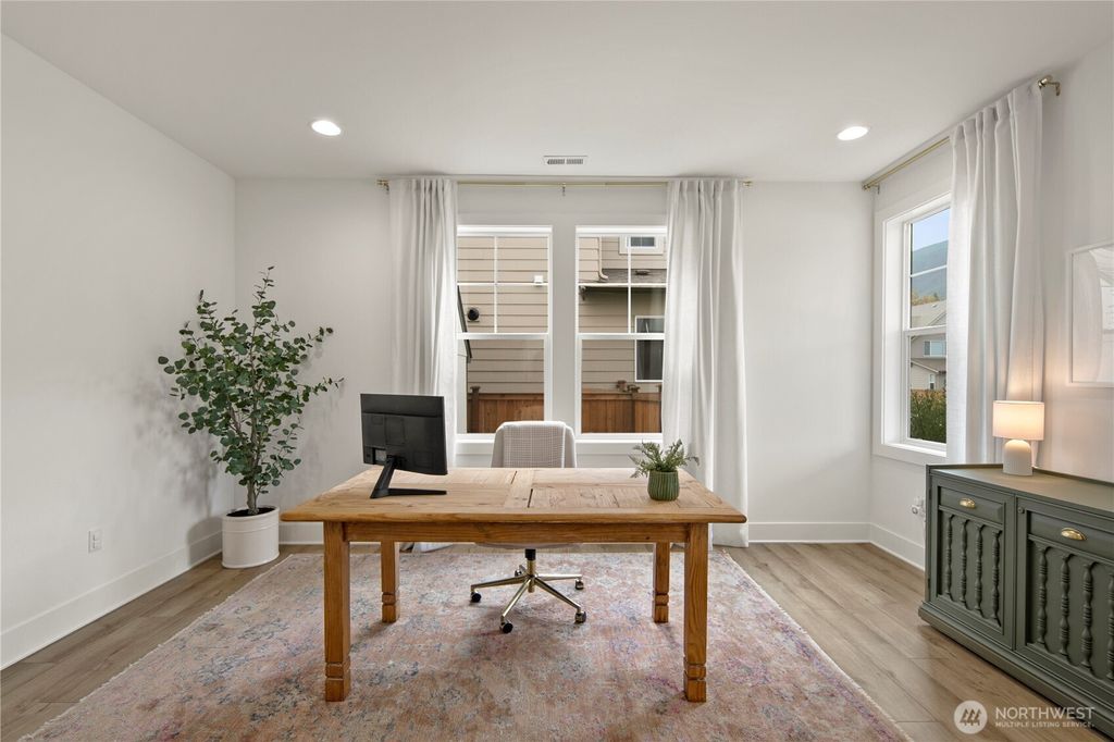 Photo of 1806 Canyon Avenue SE, North Bend, WA 98045 (MLS # 2353085)