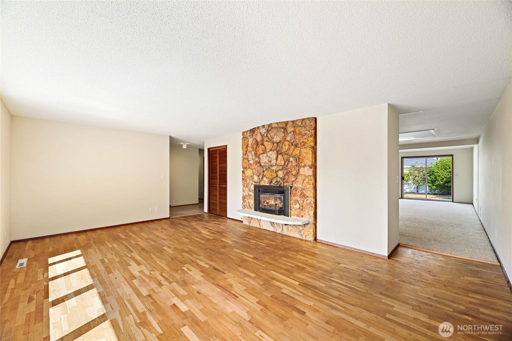 Photo of 7859 Agate Drive SW, Lakewood, WA 98498 (MLS # 2447863)