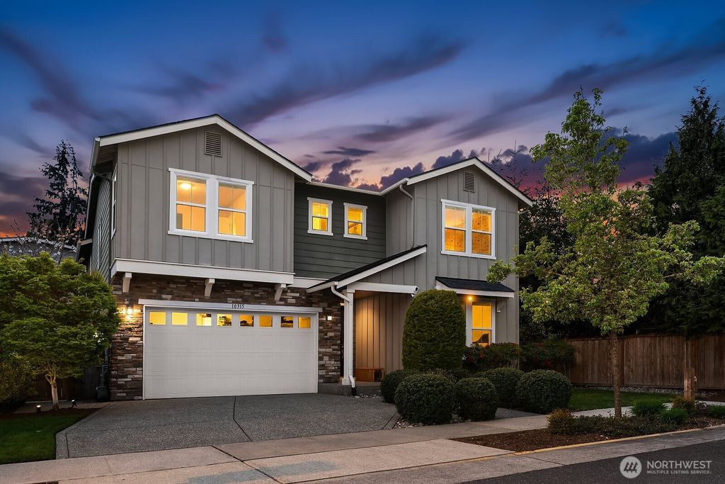 Photo of 10315 134th Place NE, Kirkland, WA 98033 (MLS # 2507063)